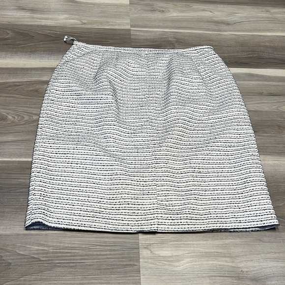 Calvin Klein white and silver skirt size 14 - Picture 4 of 7